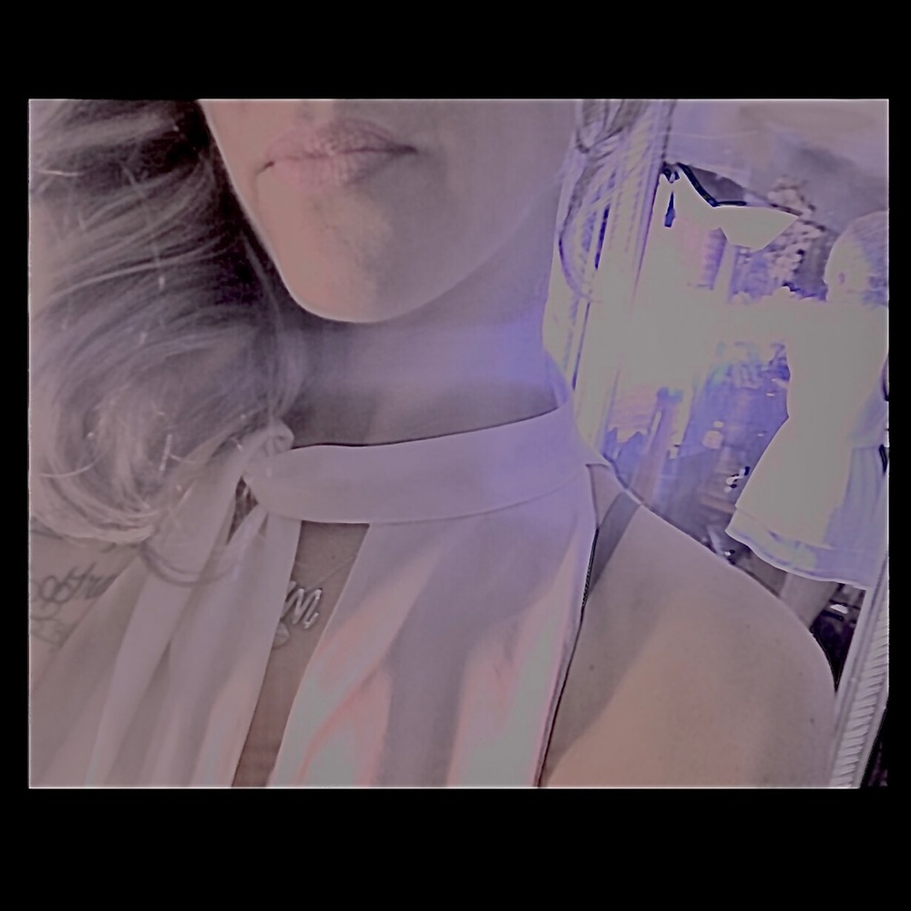 FLASH‼️🆕Lovers + Friends White Sheer Layered Mini - Picture 3 of 5